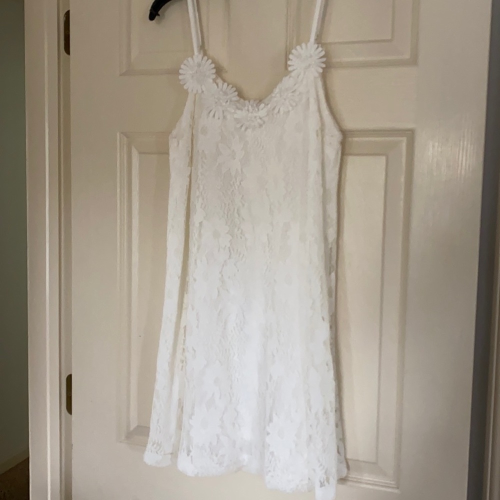 Mini lace dress